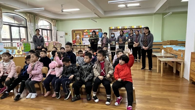 �Ϸ��д����׽������F(tu��n)���ͷֈ@��������^Ħ��ӑ���