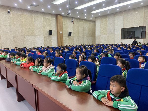 �h���ܴ��(du��)?w��i)?y��ng)�����M(j��n)������ʖ|��У�_չ��ͨ��ȫ���}�������