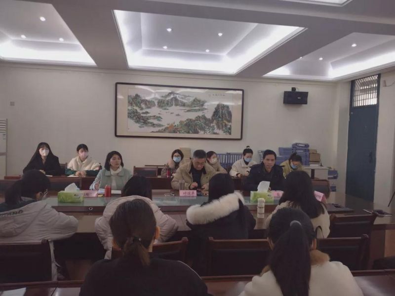 �Ϸ����ψ@�W(xu��)У�W(xu��)�^(q��)(li��n)�˻��������t���������һ��