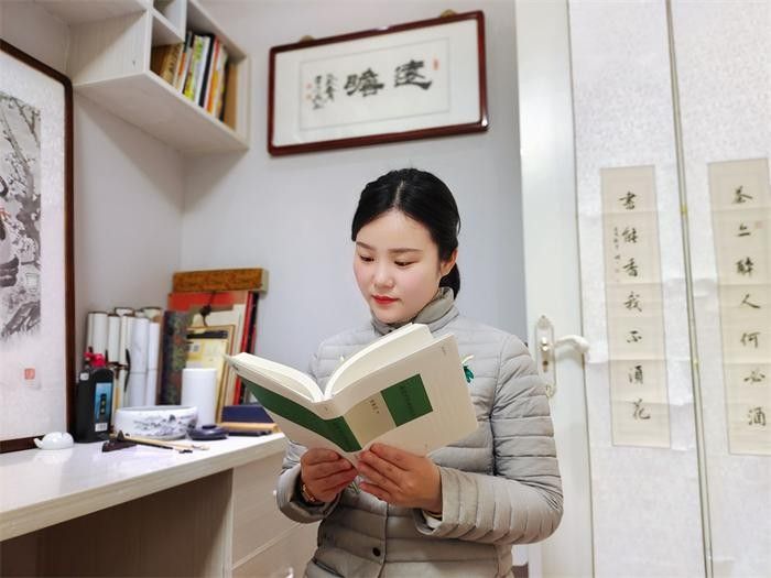 ������һ��(sh��)�(y��n)�W(xu��)У�R��У�^(q��)�ڡ�����������΢ҕ�l�u(p��ng)���Иs�@�ѿ�(j��)