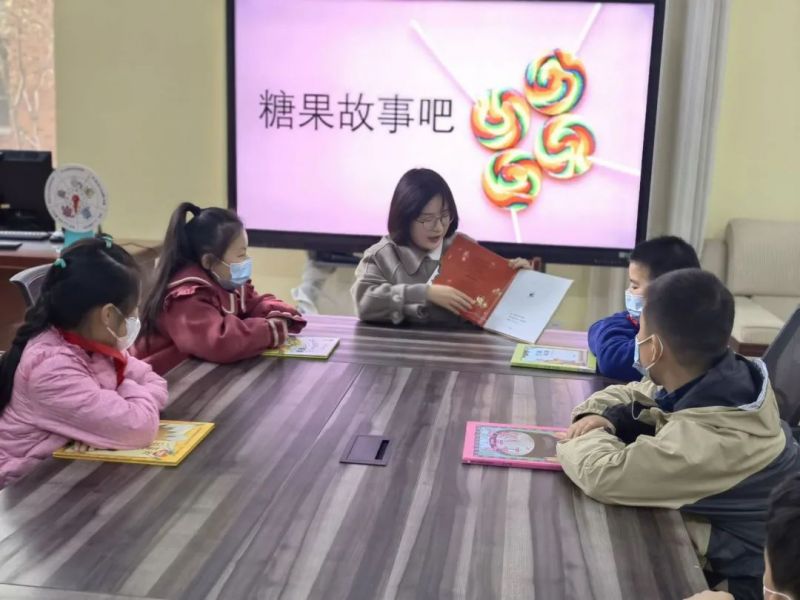 �Ϸ��Ў�������С�W(xu��)���g������������M�Еr