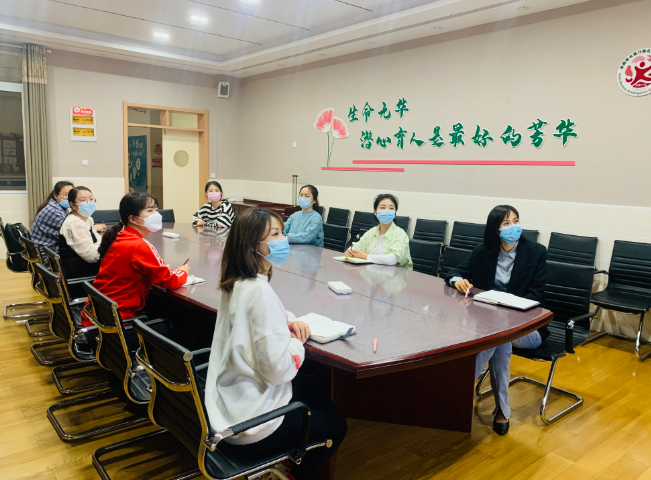�Ϸ��д����׹���(hu��)�M���_չ�����������������v�����όW(xu��)��(x��)���(d��ng)