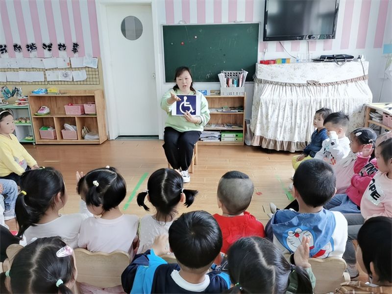 �Ϸ��д����׽������F(tu��n)���@�y�����B�� �c�۹����L