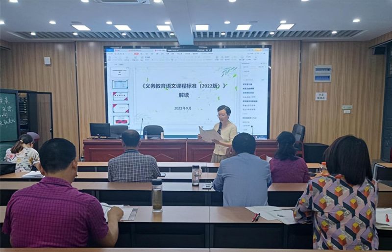 �Ϸ��е���ʮ���ЌW(xu��)�Z(y��)�ĽM�M(j��n)�Ѝ�λ�󾚱�