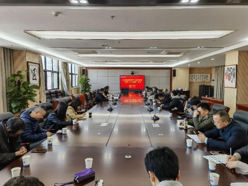 �Ϸʹ��I(y��)�W(xu��)У���_˼���̎��W(xu��)��(x��)����؞�ء��h�Ķ�ʮ���񡱕��h