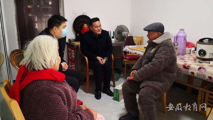 ���չ��̼��g(sh��)�W(xu��)У���Lο��(w��n)���y�h�T��