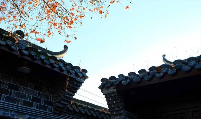 �Ϸ���С�R���ČW(xu��)У ����գ���������ի@