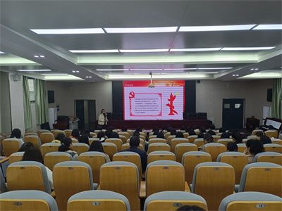 �Ϸʹ��I(y��)�W(xu��)У�����h֧���_չ���W(xu��)��(x��)��ʮ�� ��������̡��h�F�ջ��