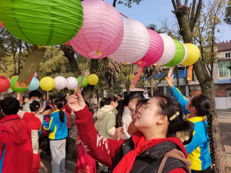 ����������ȫ�挍(sh��)ʩ�W(xu��)У��������(r��n)�Є�(d��ng)
