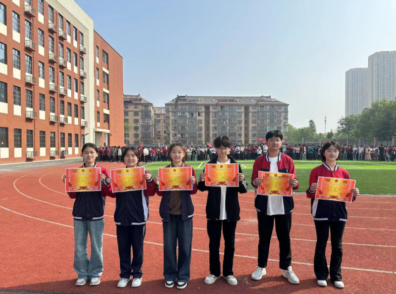 �uꖿh�����W(xu��)�^(q��)���ČW(xu��)У���꼉�W(xu��)�����鳪���� ��l(f��)�ۇ���