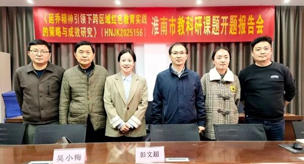 �_�}���ӆ̾�����Ȧ������ ��������ʮ����(li��n)�ְ��cʮ���з�����^(q��)��tɫ��������һ���N�ӡ�