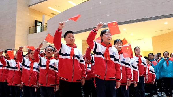 �W(xu��)����ͨ�T���������Ϸʡ������µ�˼���n������һ�w����(bi��o)�U