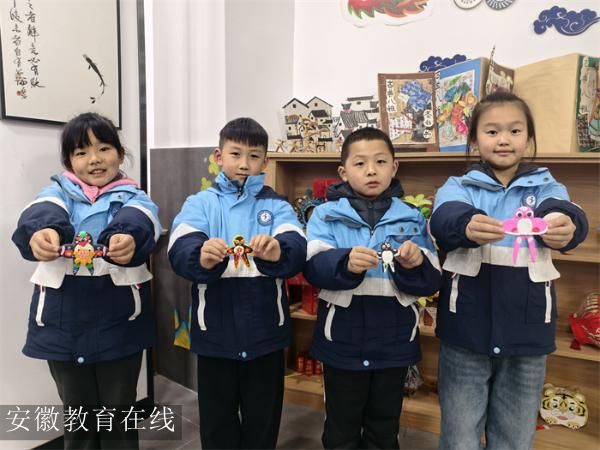 ����С�W(xu��)�W(xu��)���Ä�(chu��ng)��ճ������������