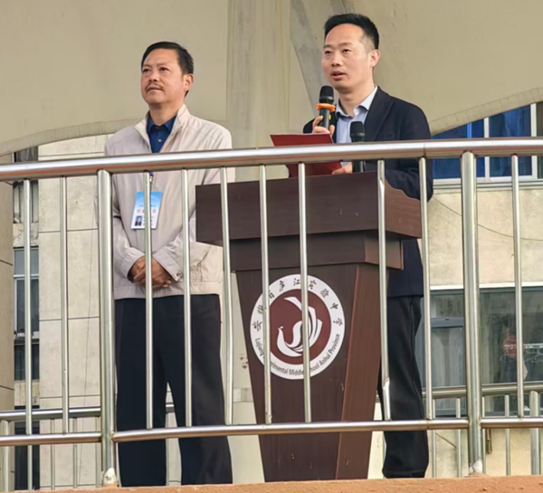 �����������ꖳ��L��������ʡ�]������ЌW(xu��)�e�С�����������`���ഺ�����}����xʽ